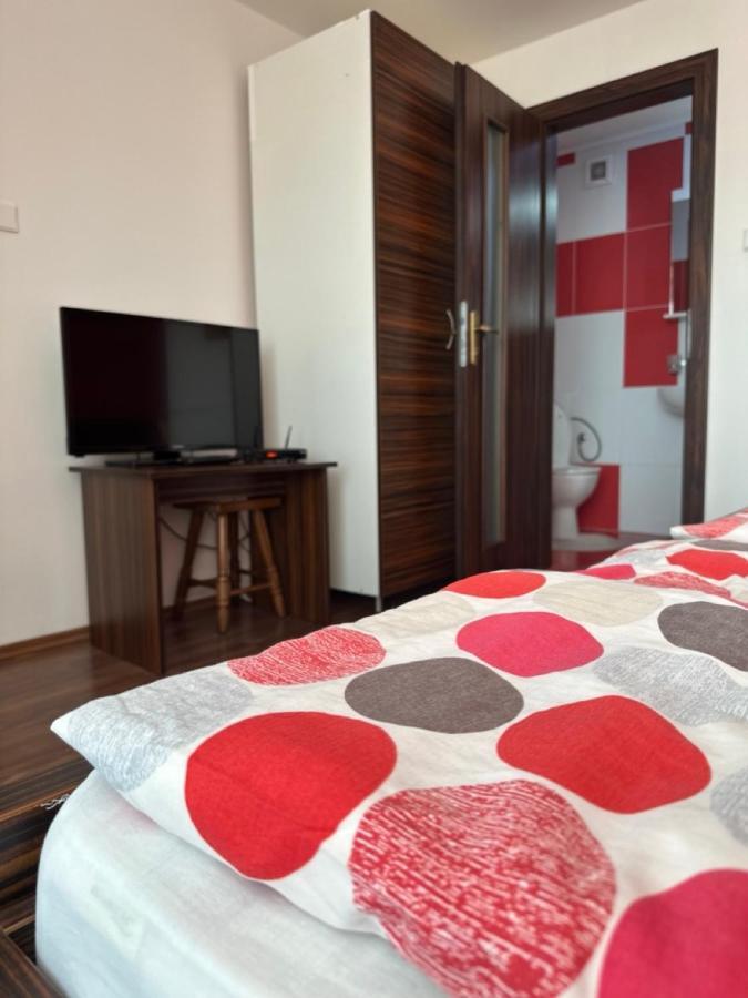 Chata Zemplin Kaluza Bagian luar foto